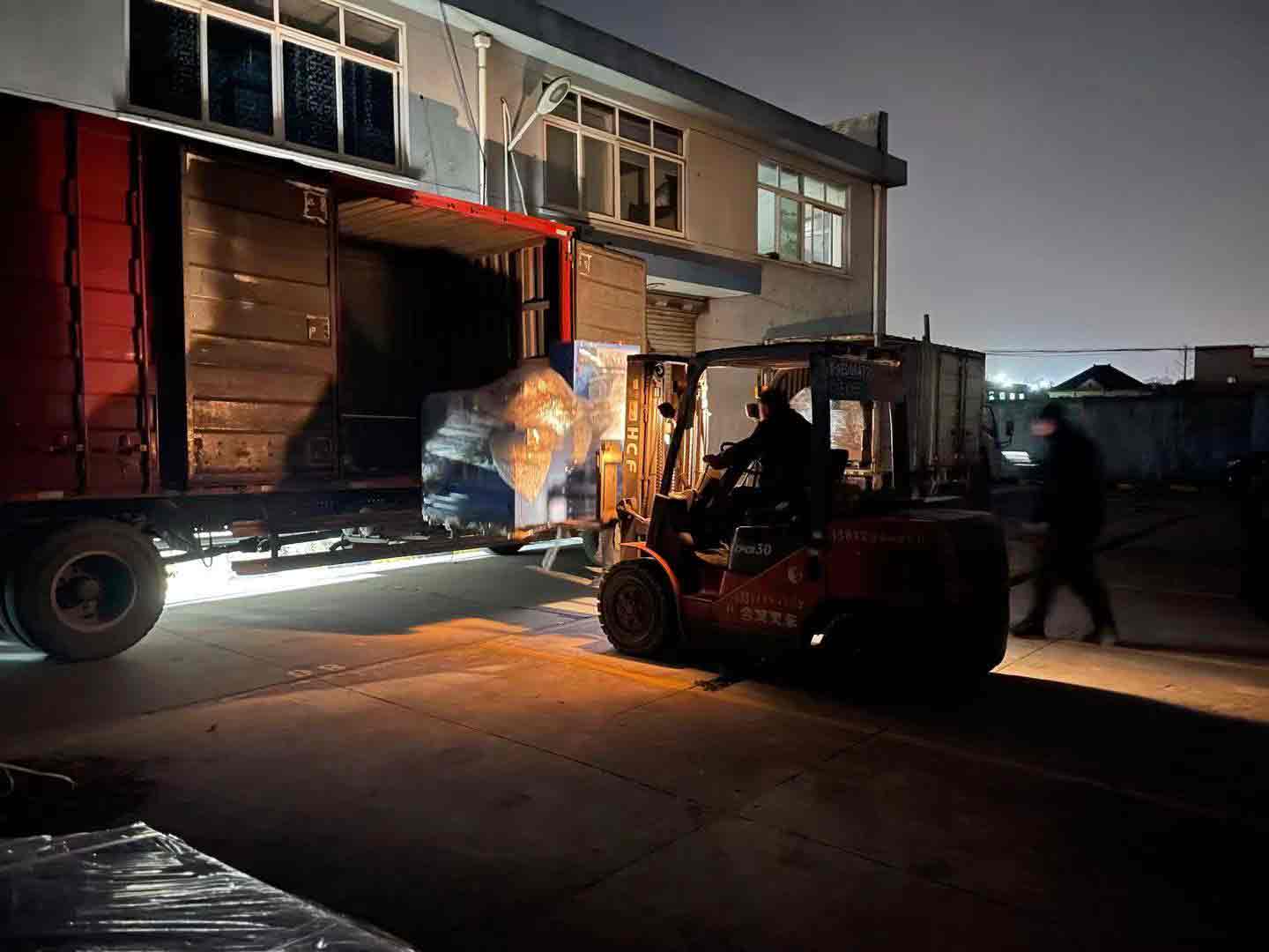 【绍兴】铝型材切割代加工使用的是小型切铝机SDY-Q300，立刻找厂家订购